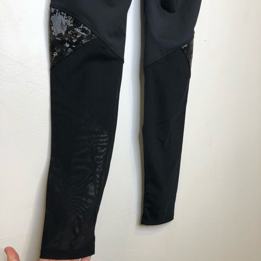 Heroine Sport Black Mesh Leggings Workout Small - Picture 9 of 10